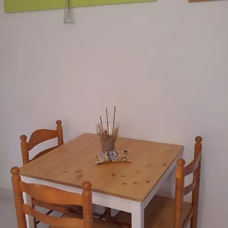 Tranquilo Apto Con Preciosa Cala 卡拉恩弗卡特